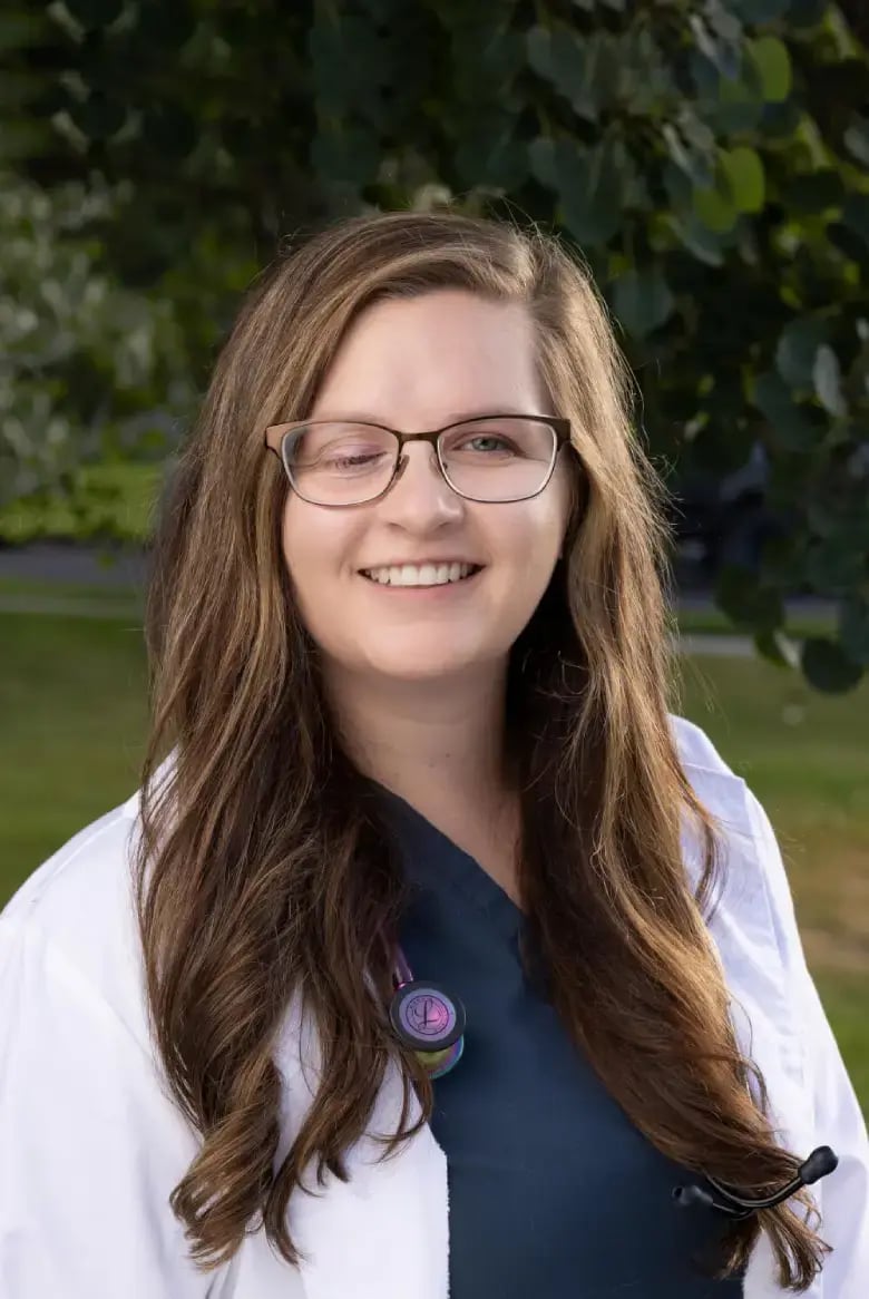 Maple_Grove-_Dr.-Jennifer-Melling-Principal-Doctor_(1)-transformed (1)